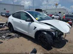 7SAYGDED4SA350415 2025 TESLA MODEL Y