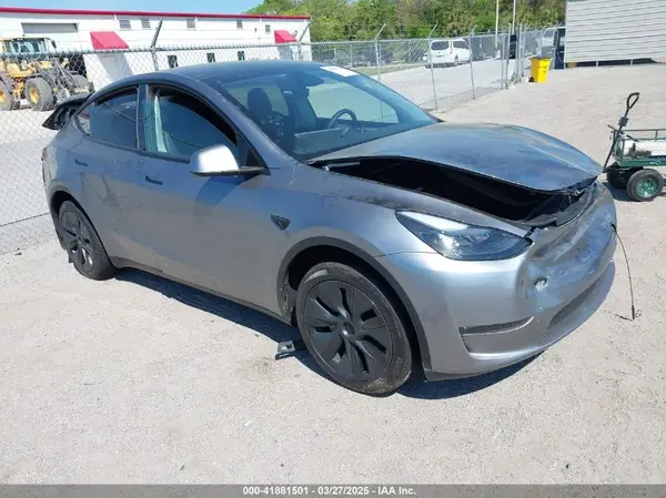 7SAYGDED4SA357476 2025 TESLA MODEL Y - Image 1