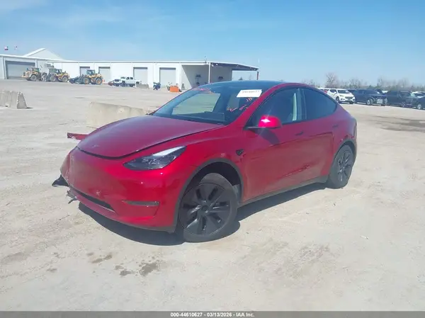 7SAYGDED4SA357963 2025 TESLA MODEL Y - Image 2