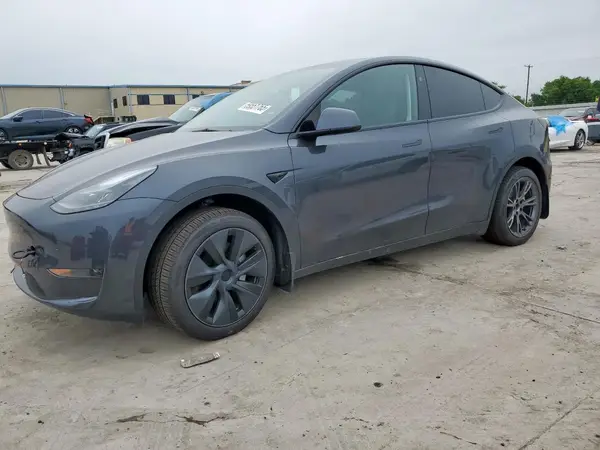 7SAYGDED4SA359776 2025 TESLA MODEL Y - Image 1