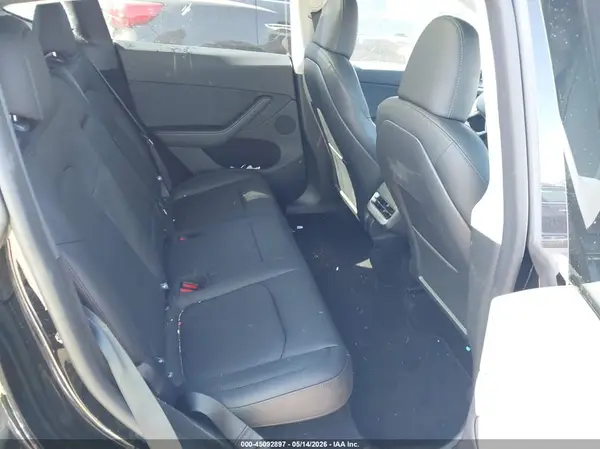 7SAYGDED4SA377551 2025 TESLA MODEL Y - Image 8