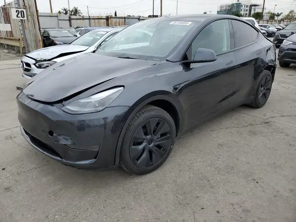 7SAYGDED4SF242721 2025 TESLA MODEL Y - Image 1