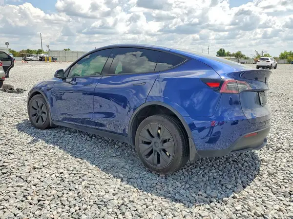 7SAYGDED4SF249216 2025 TESLA MODEL Y - Image 2