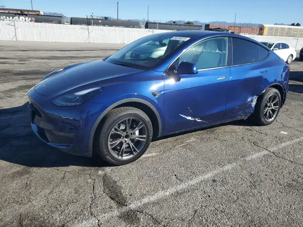 7SAYGDED4SF254366 2025 TESLA MODEL Y - Image 1