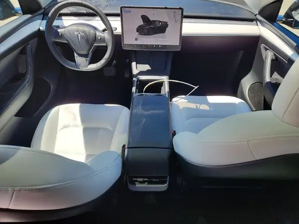 7SAYGDED4SF277887 2025 TESLA MODEL Y - Image 8