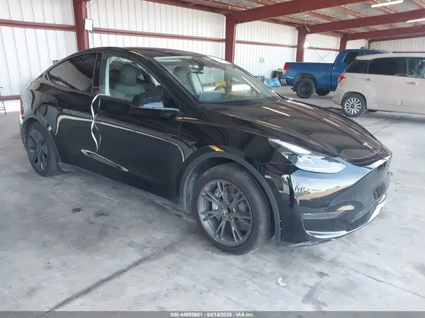 7SAYGDED4SF278571 2025 TESLA MODEL Y - Image 1
