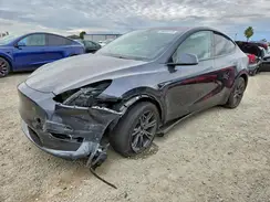 7SAYGDED4SF303128 2025 TESLA MODEL Y