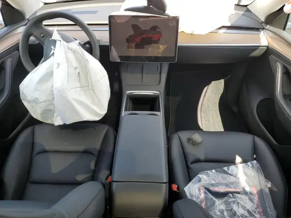 7SAYGDED4SF320852 2025 TESLA MODEL Y - Image 8