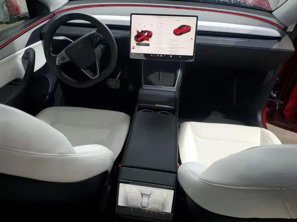 7SAYGDED4TA472855 2026 TESLA MODEL Y - Image 8