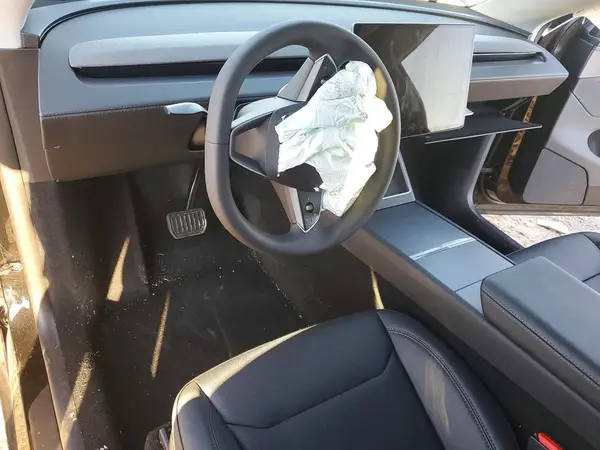 7SAYGDED4TA492720 2026 TESLA MODEL Y - Image 8