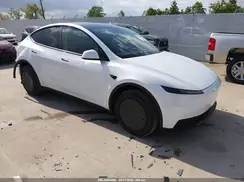 7SAYGDED4TA593109 2026 TESLA MODEL Y