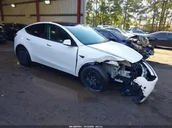 7SAYGDED4TA593627 2026 TESLA MODEL Y