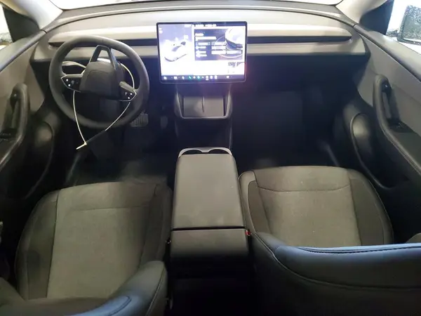 7SAYGDED4TA598200 2026 TESLA MODEL Y - Image 8