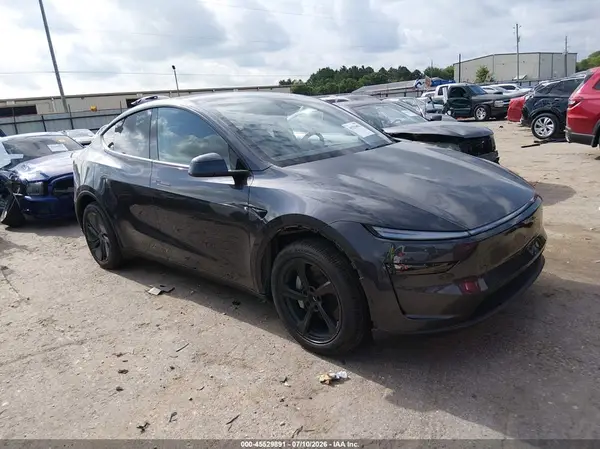 7SAYGDED4TA610443 2026 TESLA MODEL Y - Image 1