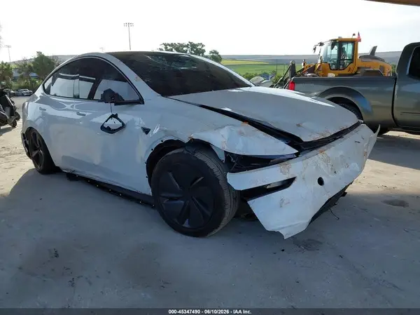 7SAYGDED4TA690987 2026 TESLA MODEL Y - Image 1
