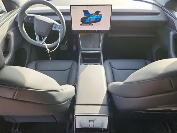 7SAYGDED4TF381362 2026 TESLA MODEL Y - Image 8