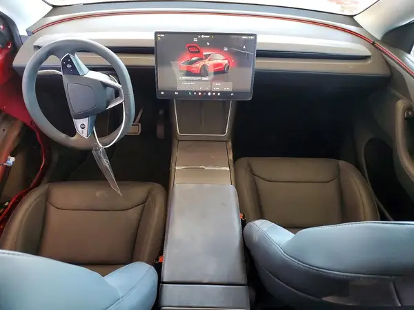 7SAYGDED4TF421858 2026 TESLA MODEL Y - Image 8