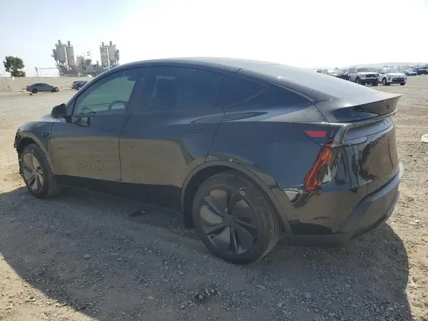 7SAYGDED4TF423982 2026 TESLA MODEL Y - Image 2