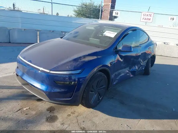7SAYGDED4TF433993 2026 TESLA MODEL Y - Image 2