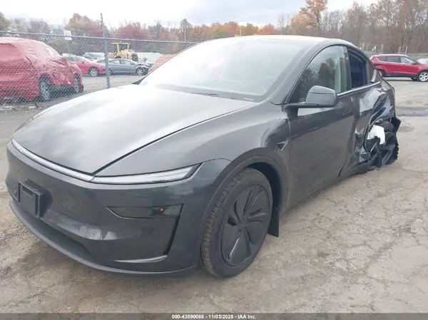7SAYGDED4TF437624 2026 TESLA MODEL Y - Image 2