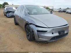 7SAYGDED4TF454536 2026 TESLA MODEL Y