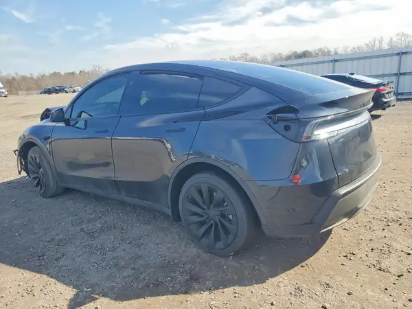 7SAYGDED4TF551798 2026 TESLA MODEL Y - Image 2
