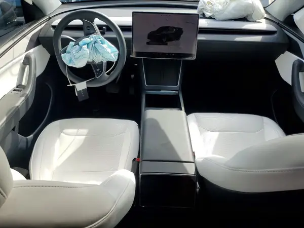 7SAYGDED4TF551798 2026 TESLA MODEL Y - Image 8
