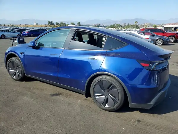 7SAYGDED4TF565457 2026 TESLA MODEL Y - Image 2