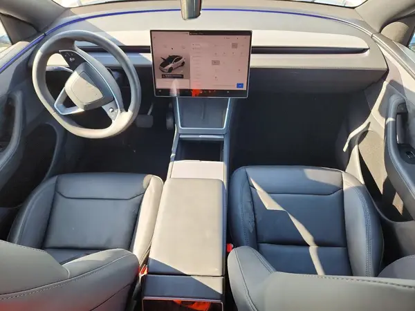 7SAYGDED4TF583506 2026 TESLA MODEL Y - Image 8