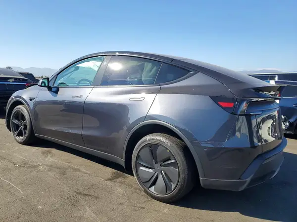 7SAYGDED4TF596093 2026 TESLA MODEL Y - Image 2