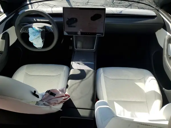 7SAYGDED4TF596093 2026 TESLA MODEL Y - Image 8
