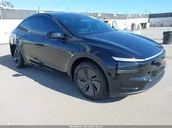 7SAYGDED4TF601762 2026 TESLA MODEL Y