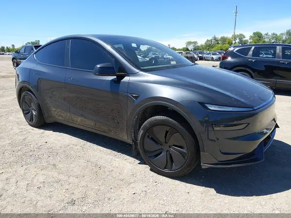 7SAYGDED4TF618674 2026 TESLA MODEL Y - Image 1