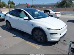 7SAYGDED4TF632882 2026 TESLA MODEL Y