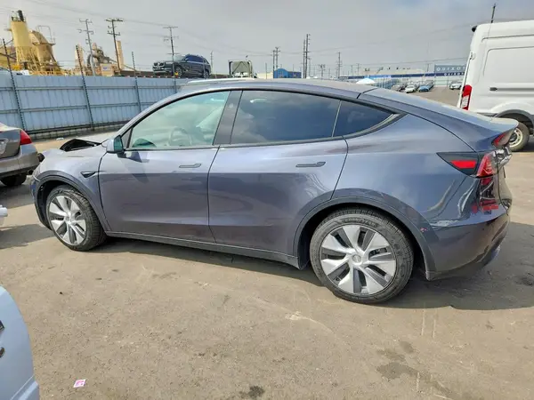 7SAYGDED5PF917158 2023 TESLA MODEL Y - Image 2