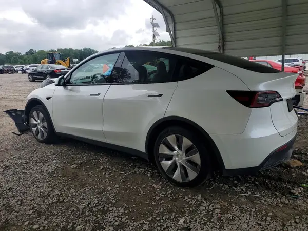 7SAYGDED5PF940780 2023 TESLA MODEL Y - Image 2