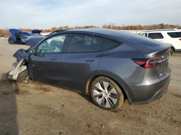 7SAYGDED5PF946417 2023 TESLA MODEL Y - Image 2