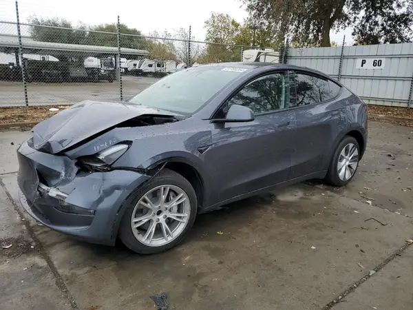 7SAYGDED5PF949477 2023 TESLA MODEL Y - Image 1