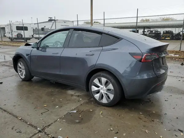 7SAYGDED5PF949477 2023 TESLA MODEL Y - Image 2