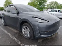 7SAYGDED5PF958065 2023 TESLA MODEL Y