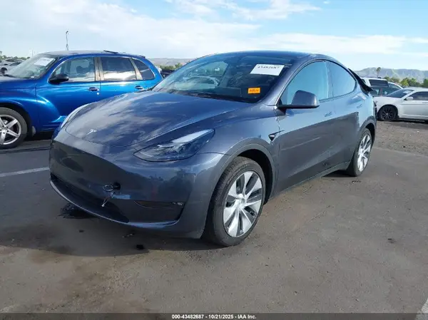 7SAYGDED5PF961452 2023 TESLA MODEL Y - Image 2