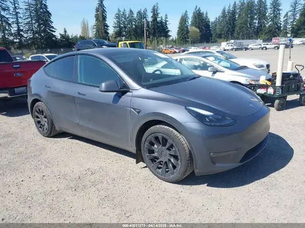 7SAYGDED5PF967493 2023 TESLA MODEL Y - Image 1