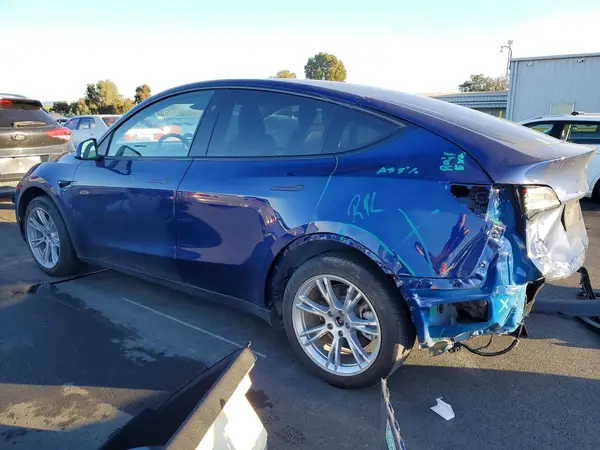 7SAYGDED5PF969065 2023 TESLA MODEL Y - Image 2
