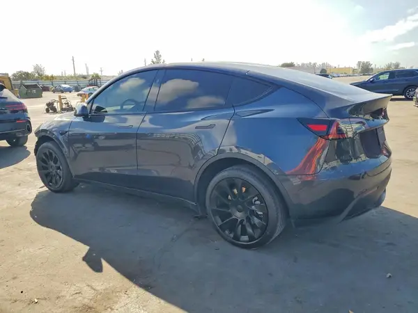 7SAYGDED5RA305963 2024 TESLA MODEL Y - Image 2