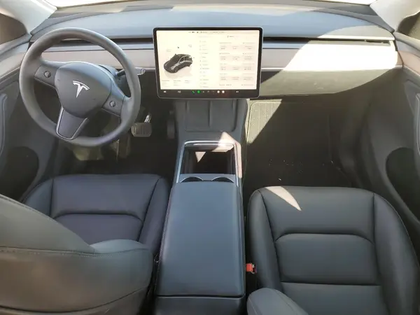7SAYGDED5RA309723 2024 TESLA MODEL Y - Image 8