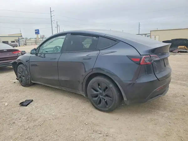 7SAYGDED5RA313738 2024 TESLA MODEL Y - Image 2