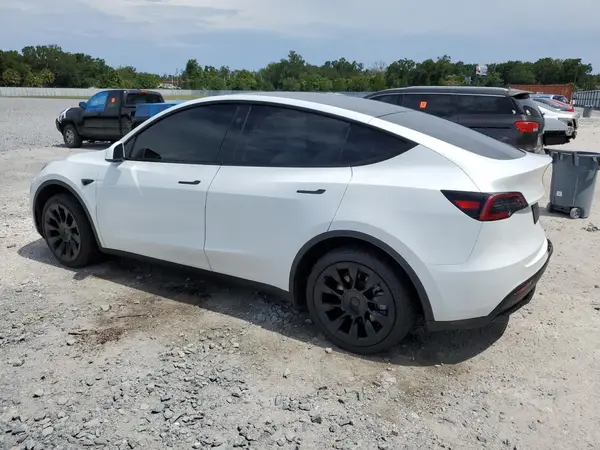 7SAYGDED5RA335139 2024 TESLA MODEL Y - Image 2