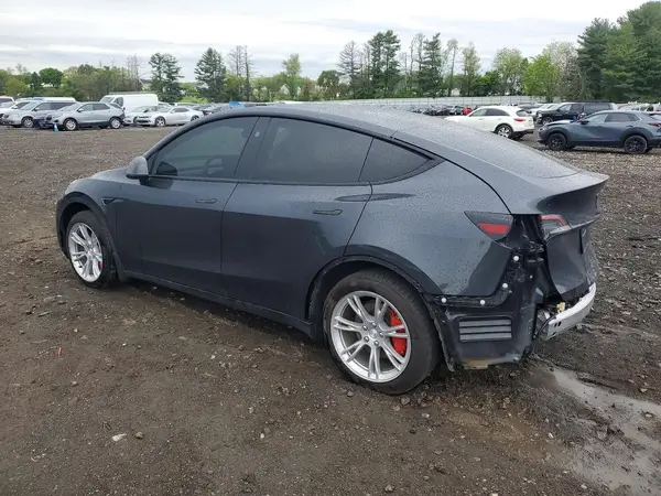 7SAYGDED5RF008937 2024 TESLA MODEL Y - Image 2