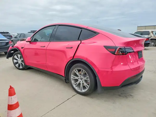 7SAYGDED5RF009814 2024 TESLA MODEL Y - Image 2