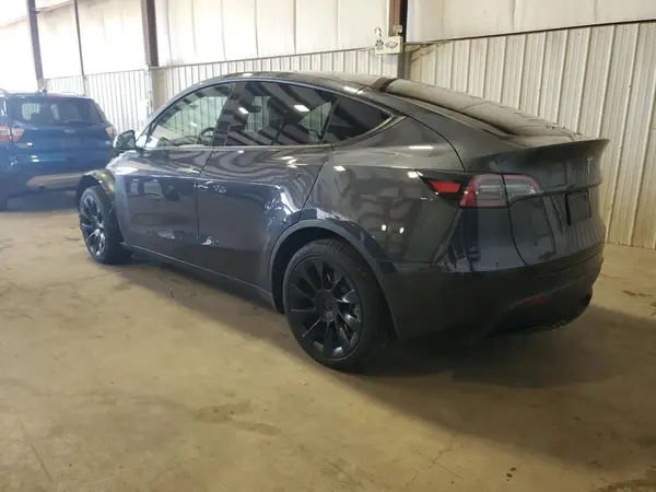 7SAYGDED5RF019243 2024 TESLA MODEL Y - Image 2